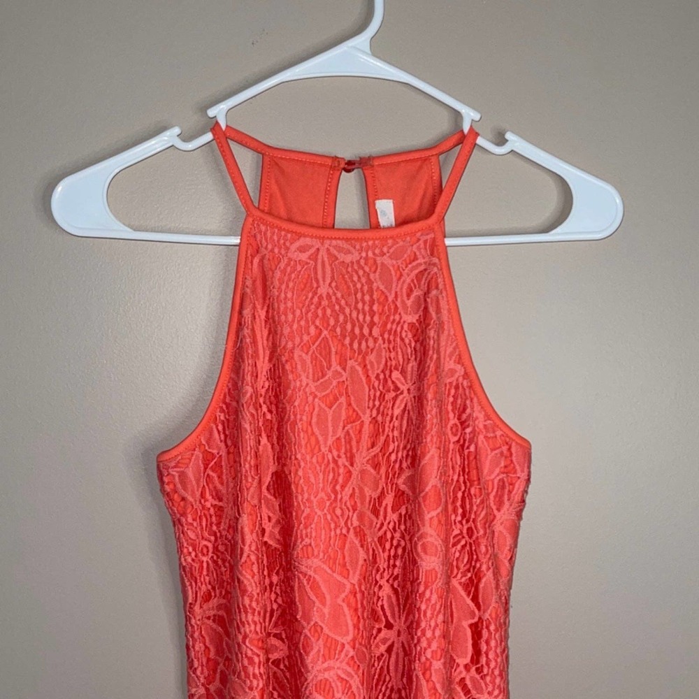 Love, Fire Women’s Coral Sleeveless Lace Overlay Dress Size Small - Picture 3 of 8